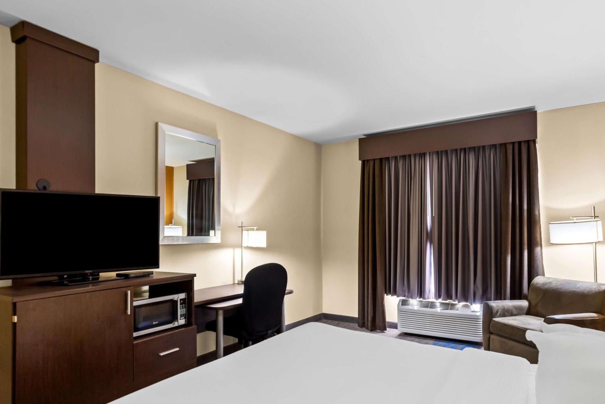 เบสต์ เวสเทิร์น เซนต์หลุยส์ แอร์พอร์ต นอร์ท โฮเทล แอนด์ สวีท Hotel เฮเซลวูด ภายนอก รูปภาพ