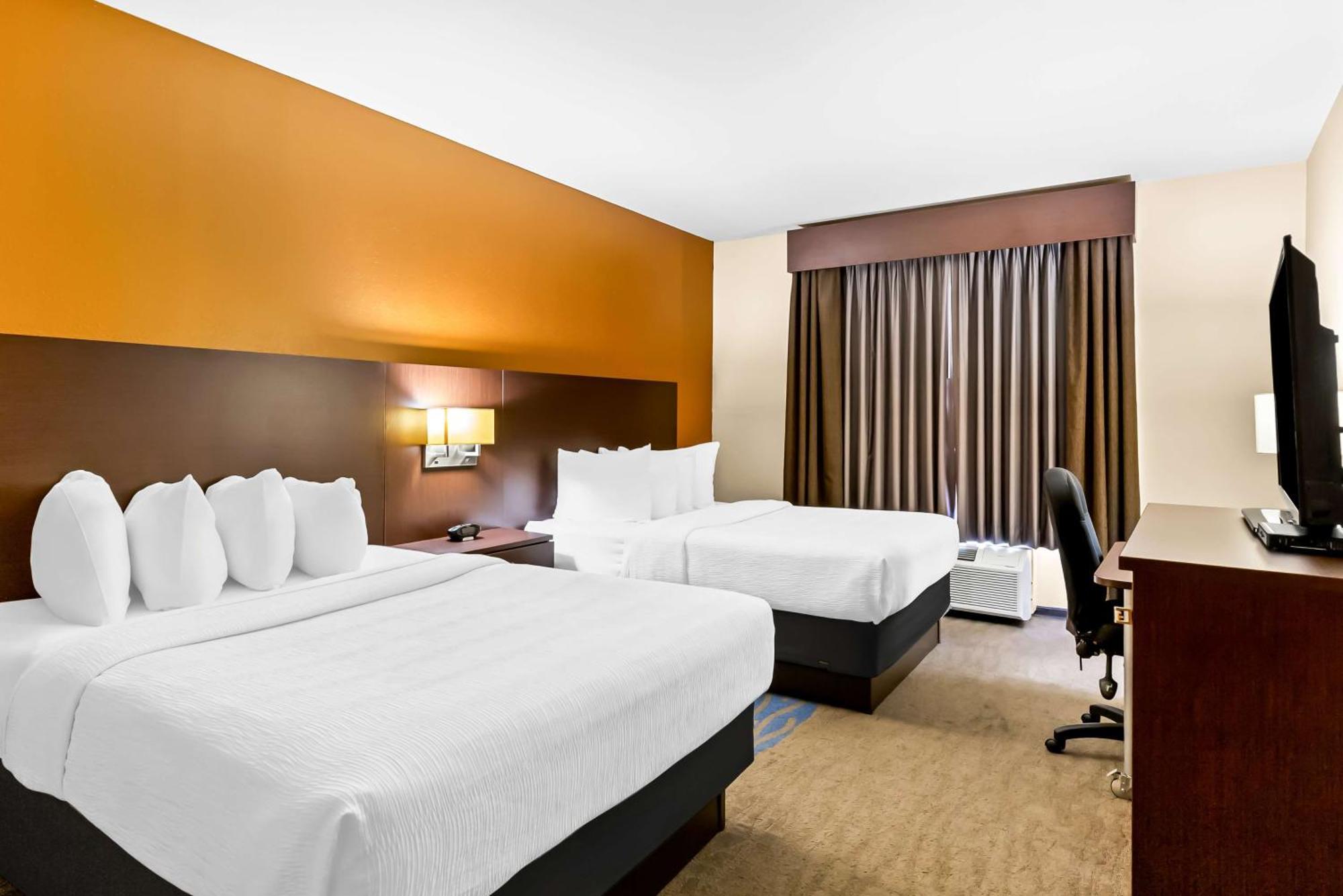 เบสต์ เวสเทิร์น เซนต์หลุยส์ แอร์พอร์ต นอร์ท โฮเทล แอนด์ สวีท Hotel เฮเซลวูด ภายนอก รูปภาพ